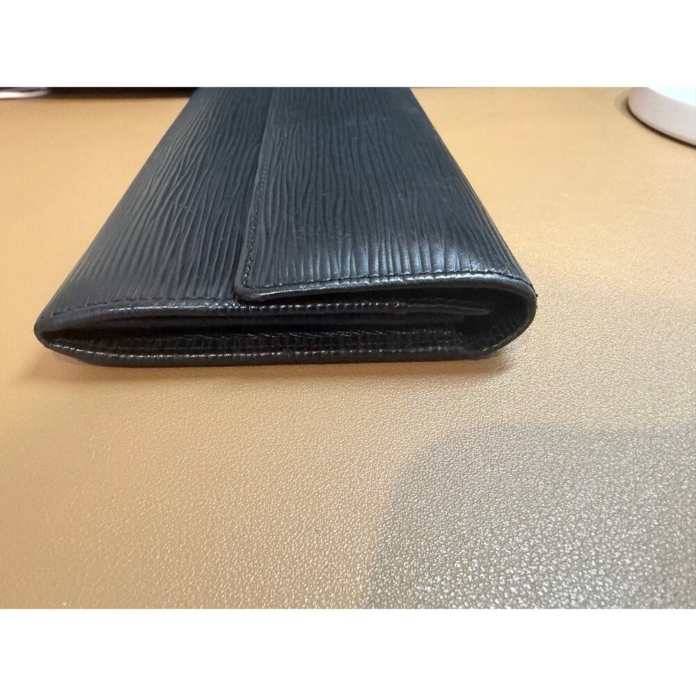 Louis Vuitton Epi Leather Sarah Wallet Black – COA & Dust Bag | Made in Spain - Picture 4 of 12